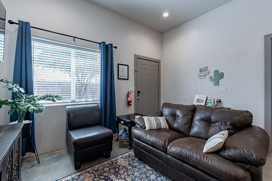 Furnished Finder property 1028770_1 photo 4