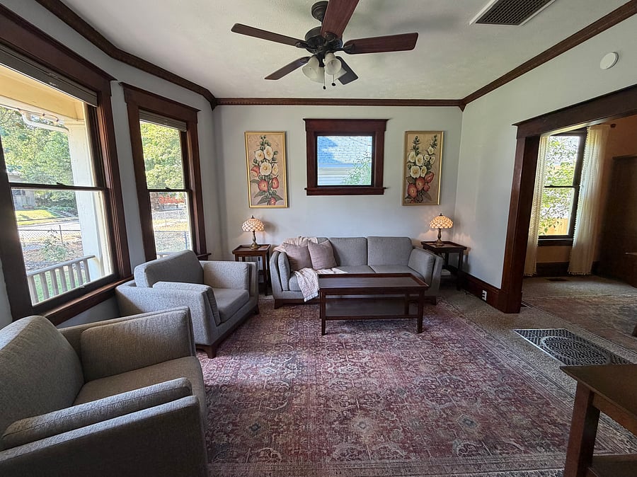 Furnished Finder property 1028777_1 photo 3