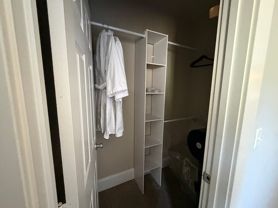 Furnished Finder property 1028777_1 photo 17