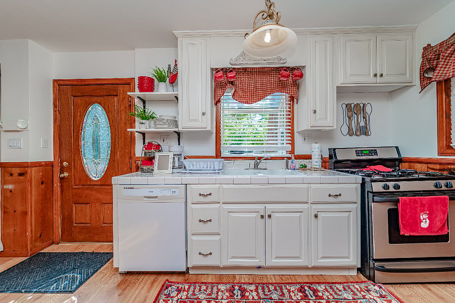 Furnished Finder property 1028778_1 photo 12