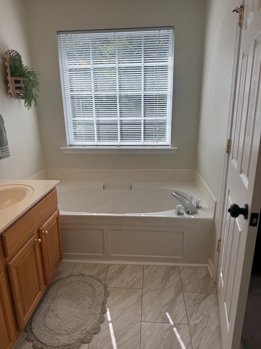 Furnished Finder property 1028790_1 photo 28