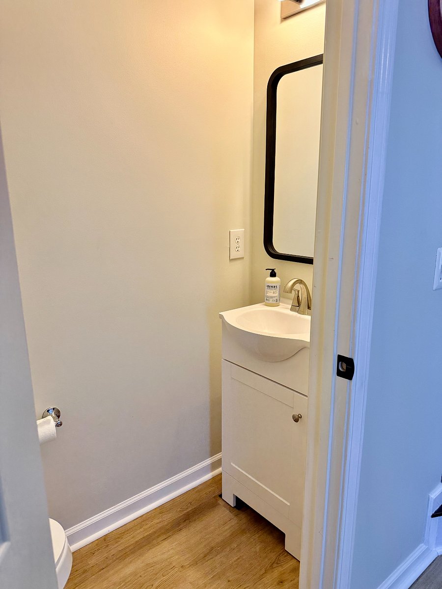 Furnished Finder property 1028790_1 photo 23