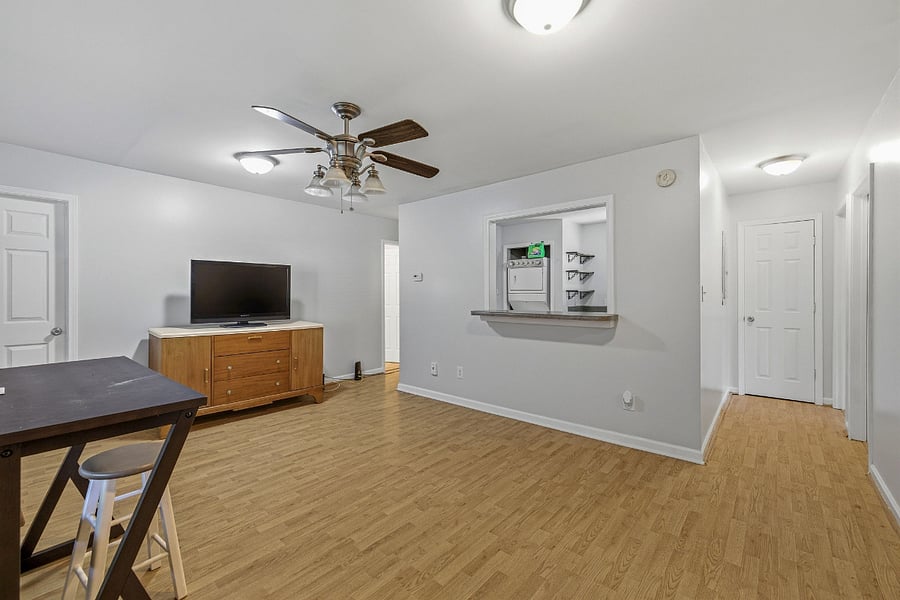 Furnished Finder property 1028817_1 photo 3
