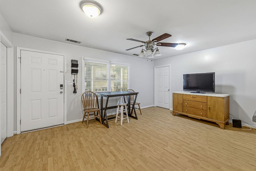 Furnished Finder property 1028817_1 photo 9