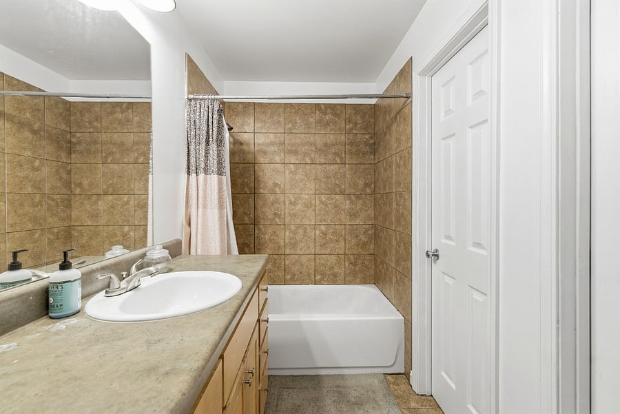 Furnished Finder property 1028817_1 photo 18