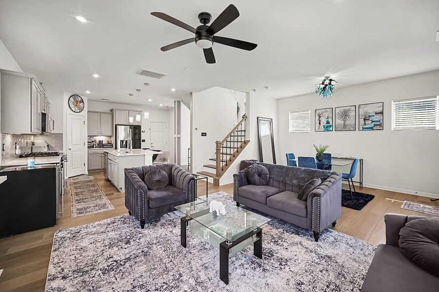 Furnished Finder property 1028819_1 photo 3