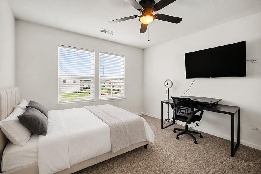 Furnished Finder property 1028819_1 photo 18