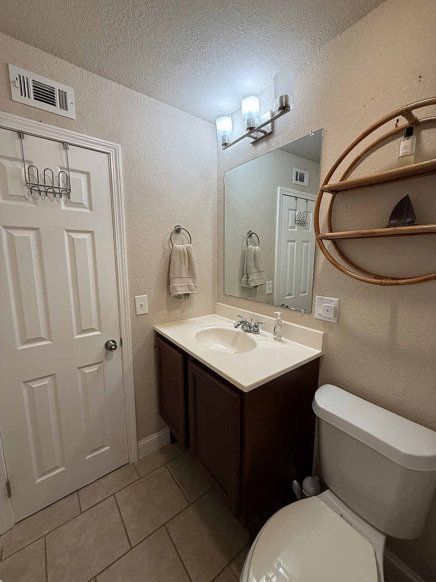 Furnished Finder property 1028823_1 photo 6