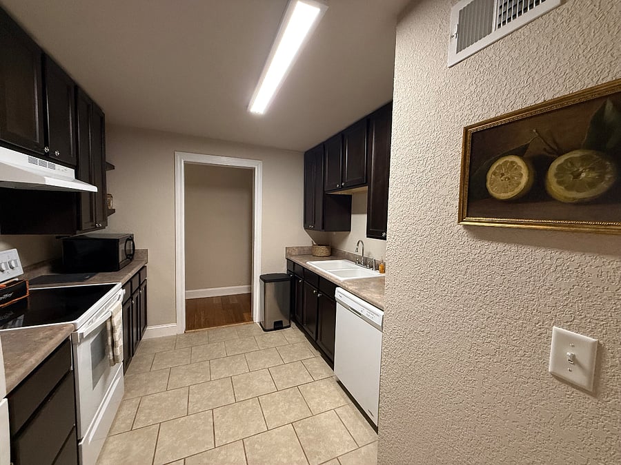 Furnished Finder property 1028823_1 photo 19