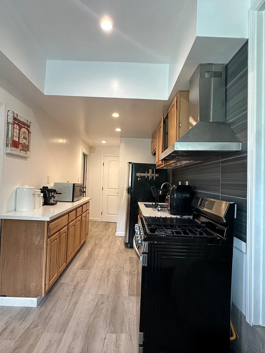 Furnished Finder property 1028857_1 photo 8