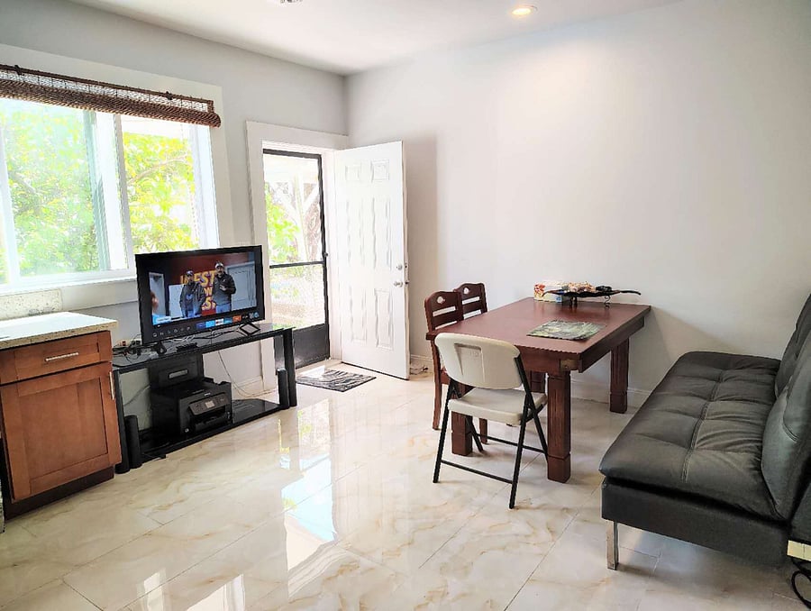 Furnished Finder property 1028858_1 photo 5
