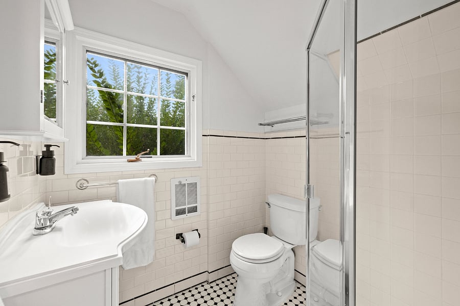 Upstairs bathroom off the primary bedroom. 