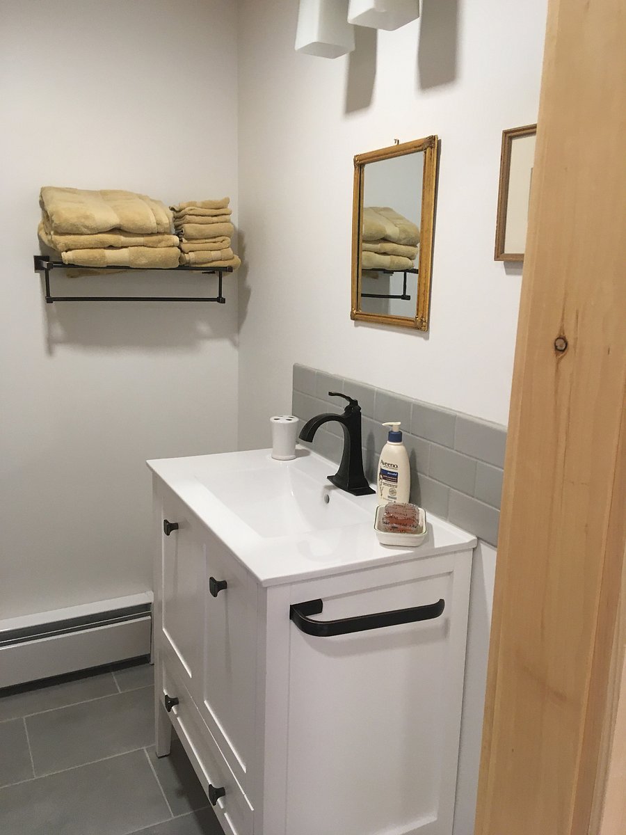 Furnished Finder property 1028874_1 photo 8