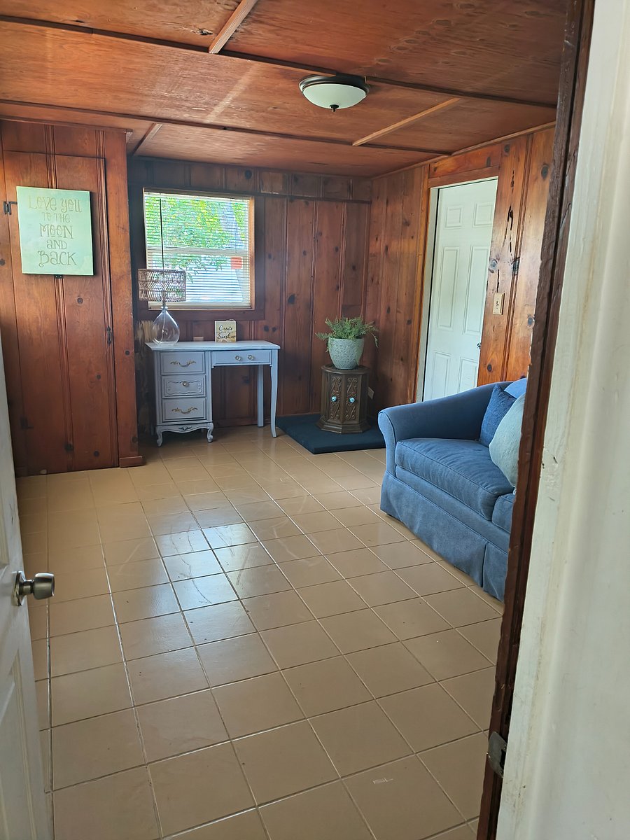 Furnished Finder property 1028877_1 photo 8