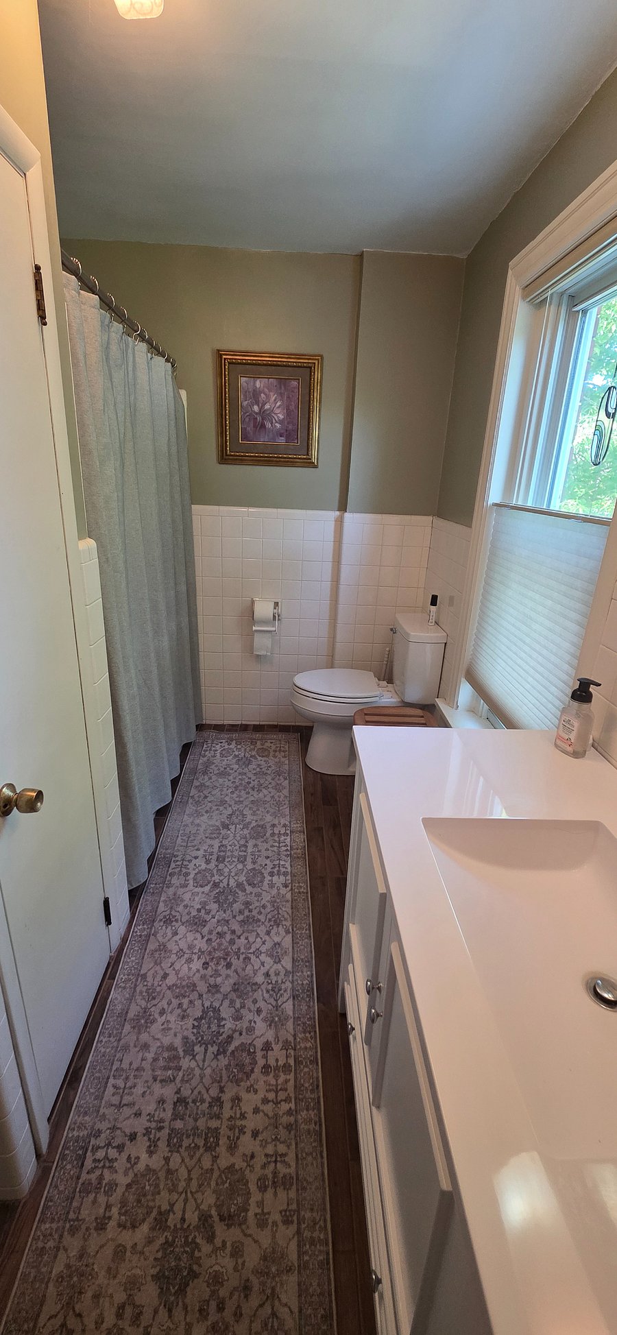 Upstairs Bathroom