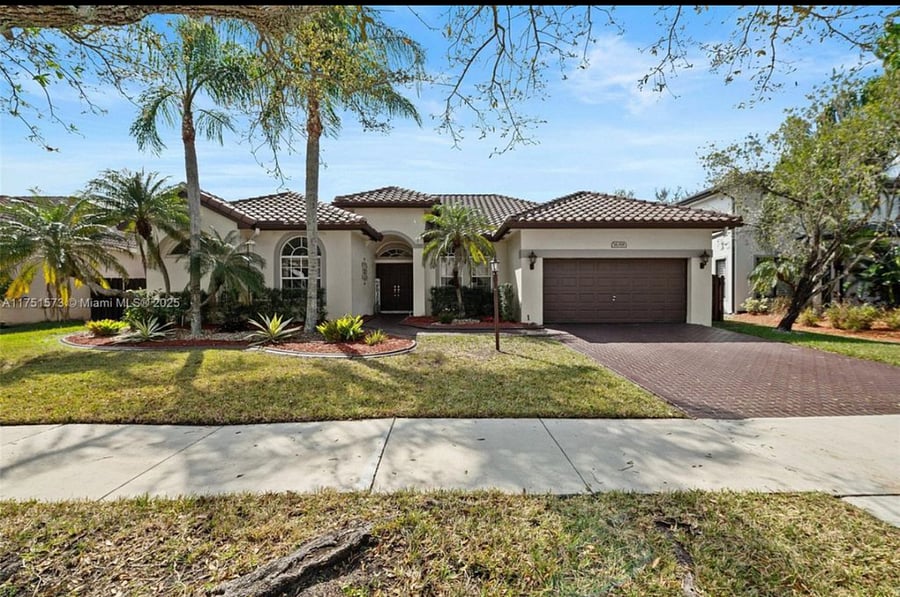 Furnished Finder property 1028939_1 photo 2