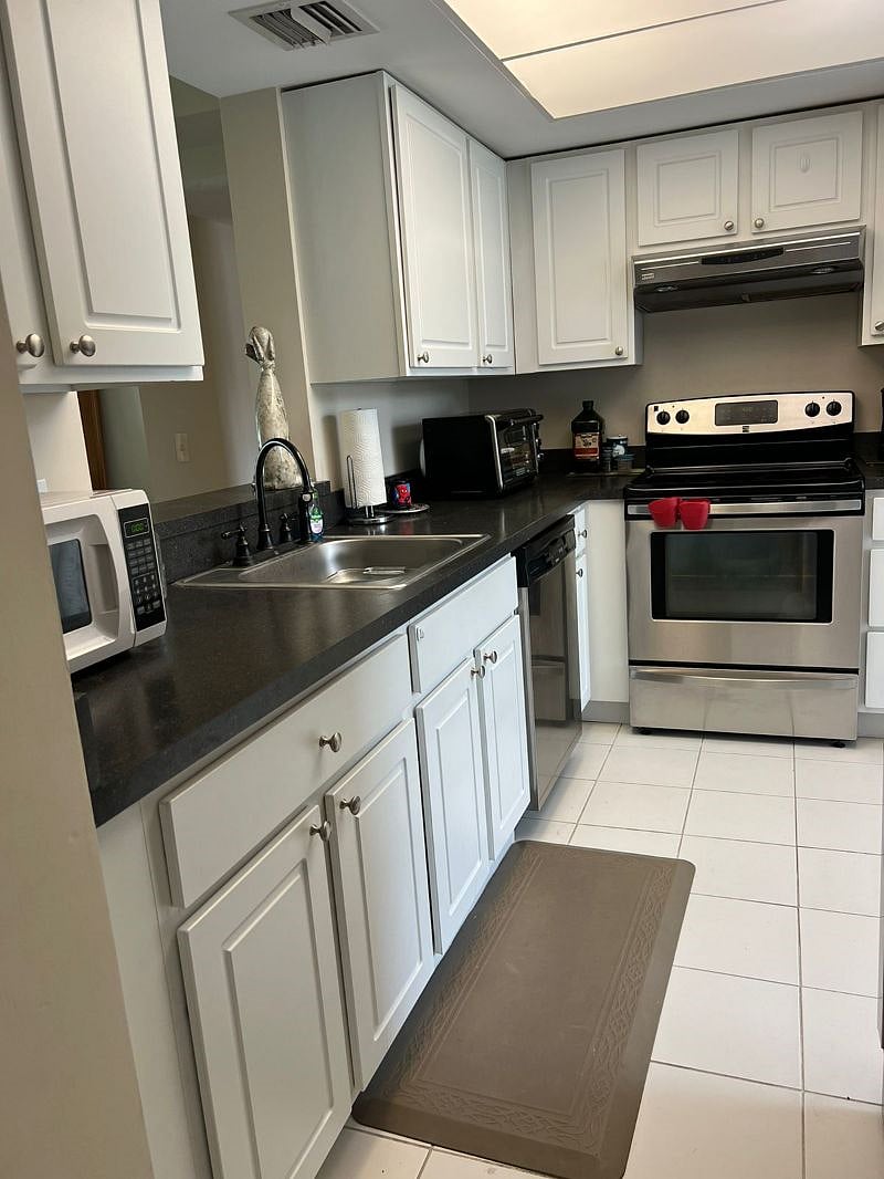 Furnished Finder property 1028945_1 photo 9