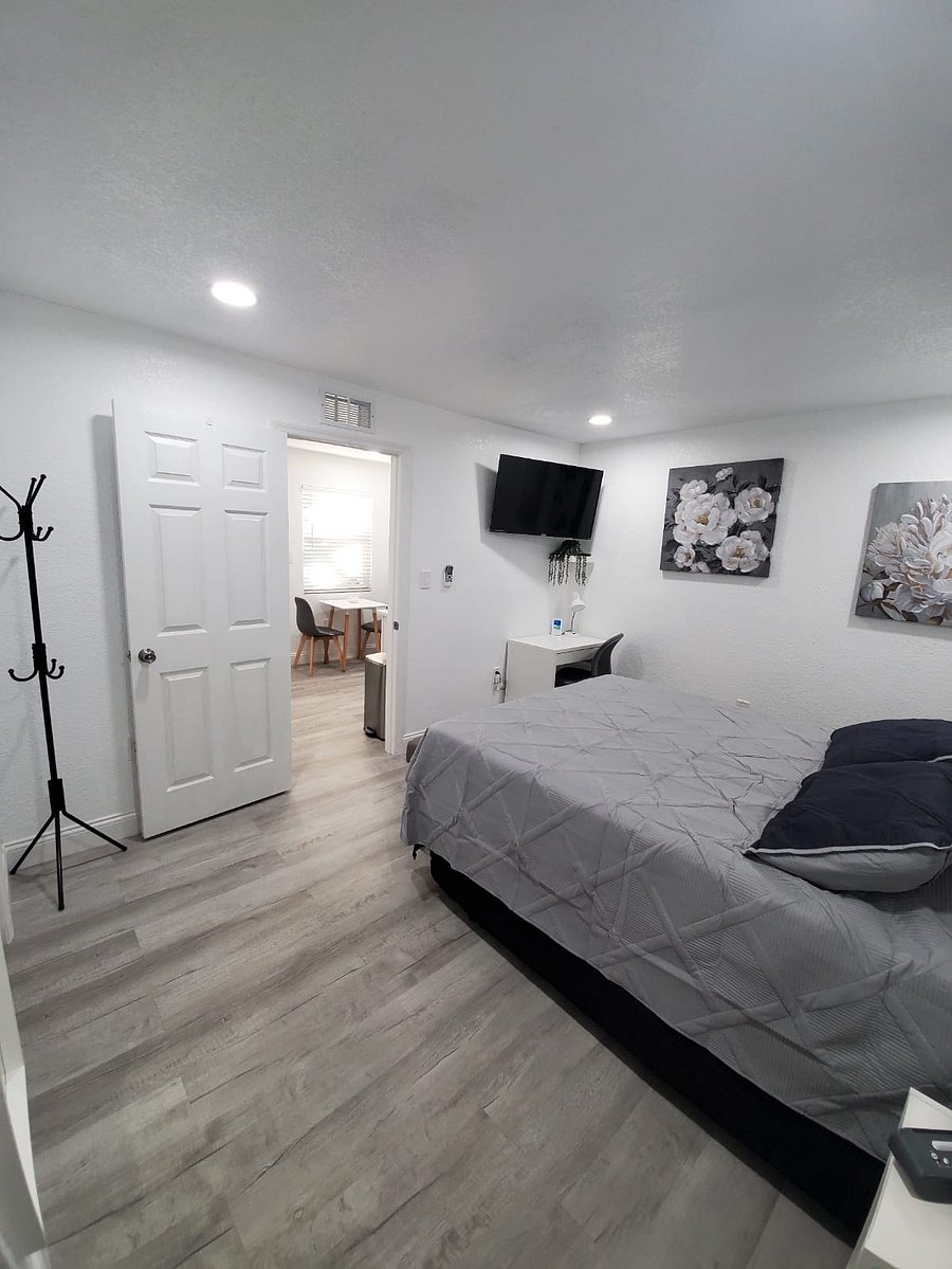 Furnished Finder property 1028950_1 photo 1