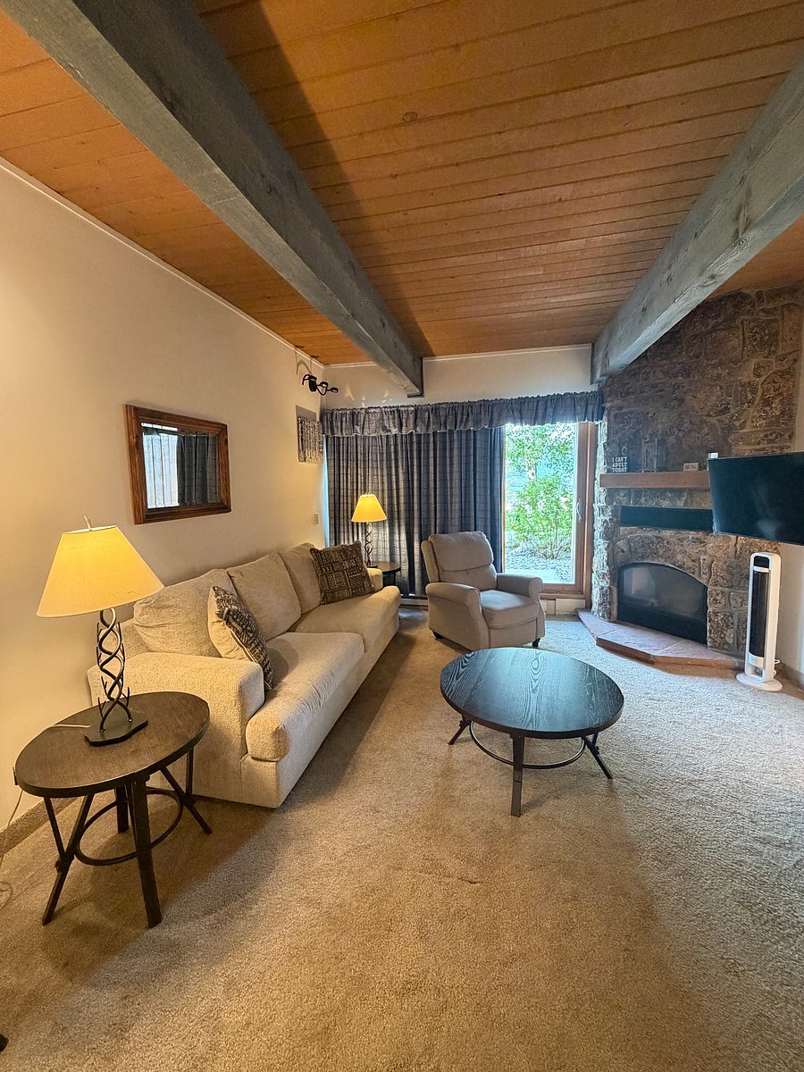 Furnished Finder property 1028960_1 photo 2