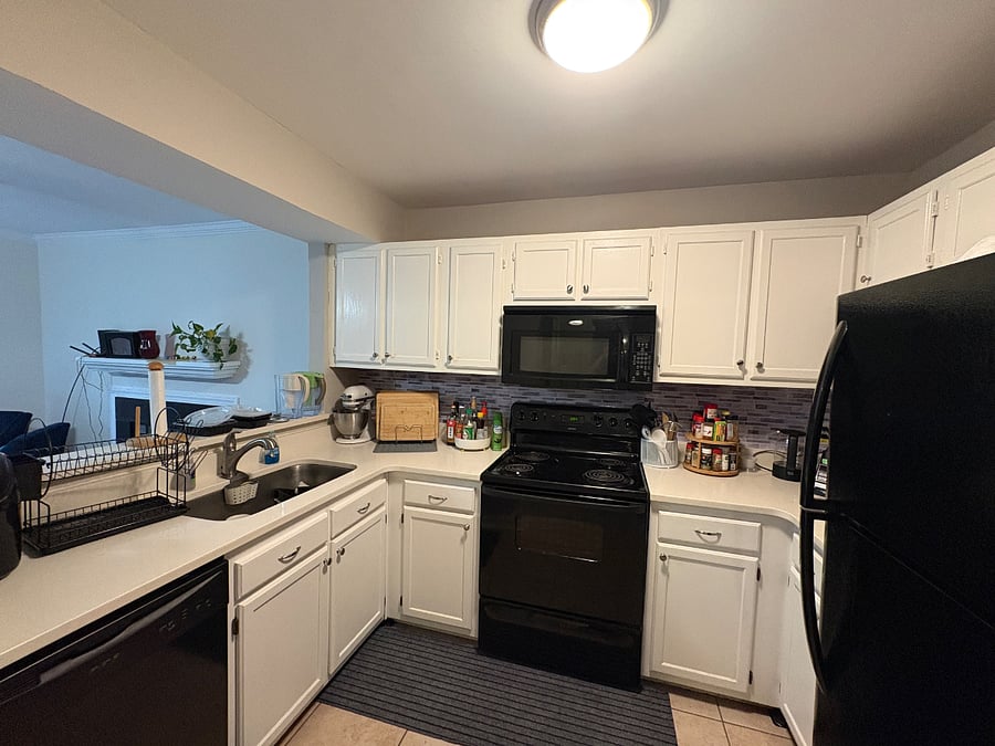 Furnished Finder property 1028963_1 photo 3