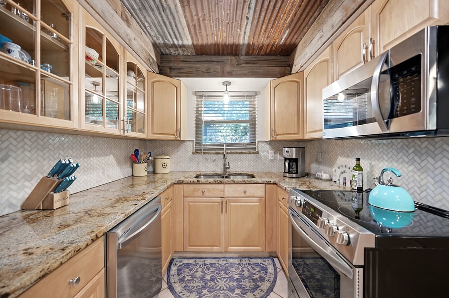 Furnished Finder property 1028974_1 photo 3