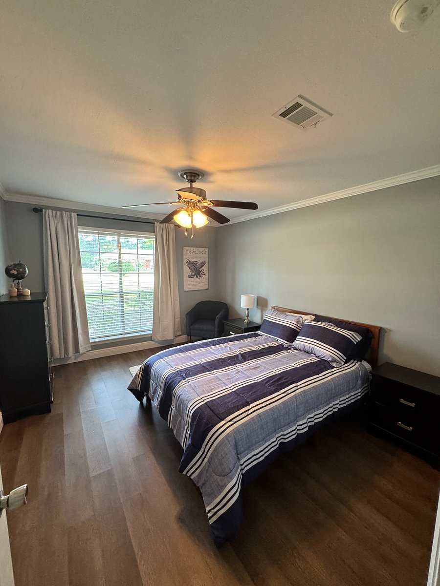 Guest Bedroom - has blackout curtains