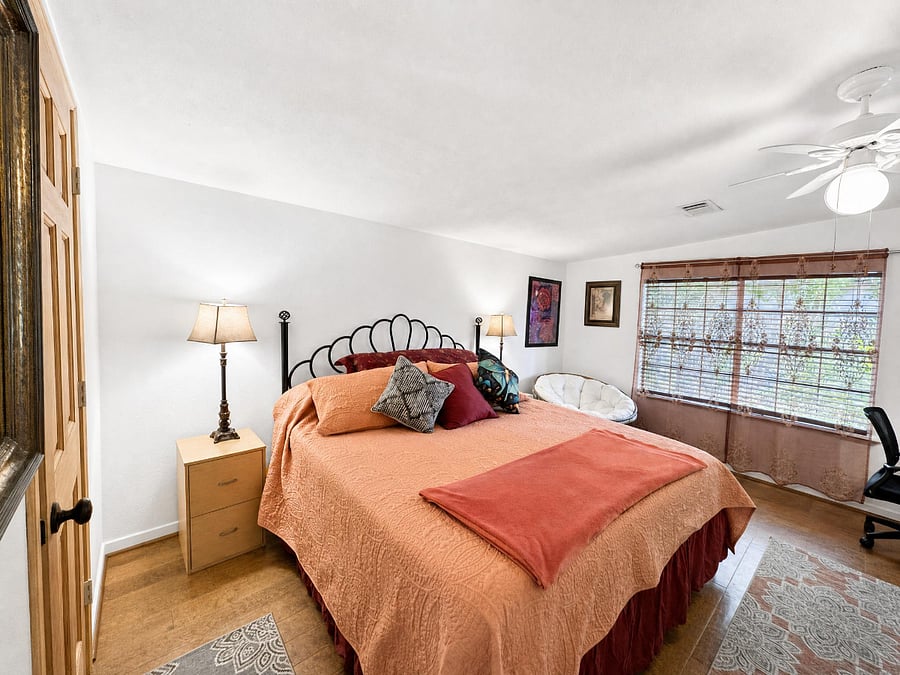 Furnished Finder property 1029003_1 photo 22