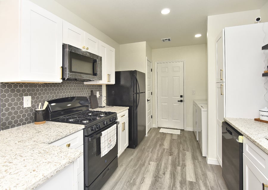 Furnished Finder property 1029042_1 photo 4