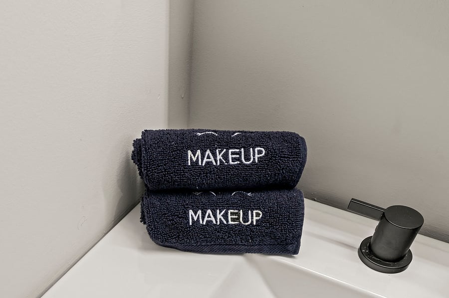 Dedicated makeup towels are provided, a thoughtful hotel-style touch that keeps your linens looking their best throughout your stay.