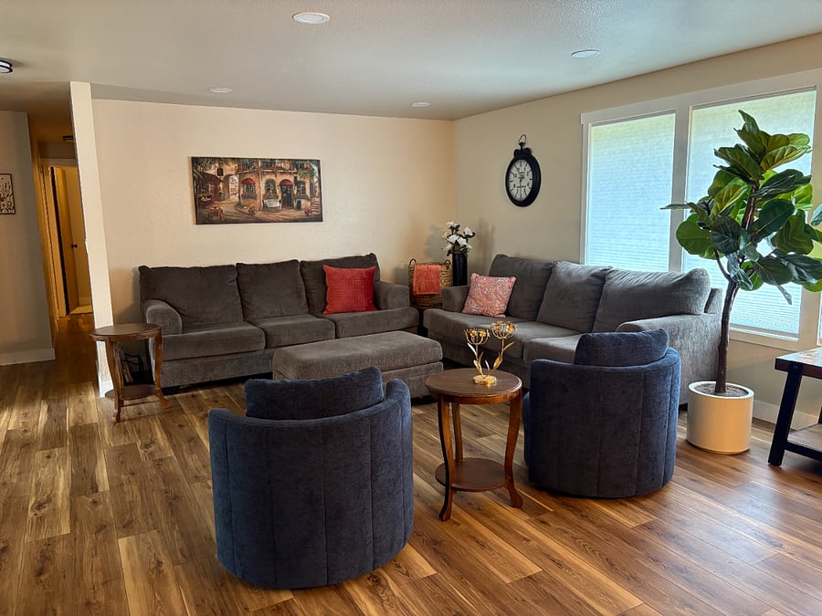 Furnished Finder property 1029098_1 photo 31