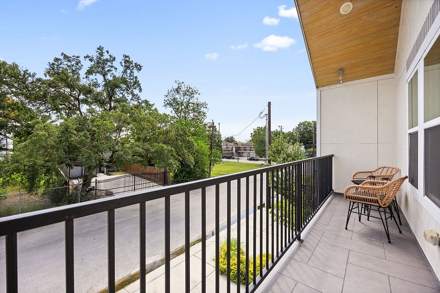 Furnished Finder property 1029115_1 photo 40