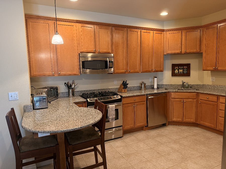 Furnished Finder property 1029118_1 photo 2