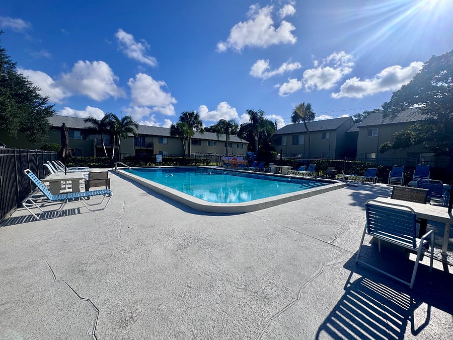 Furnished Finder property 1029128_1 photo 12
