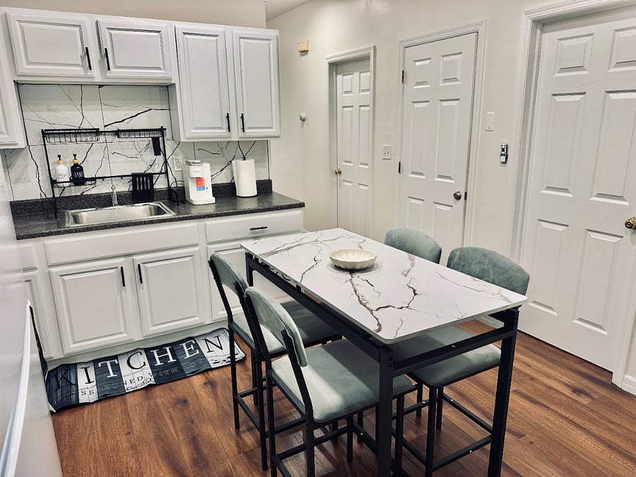 Furnished Finder property 1029130_1 photo 36