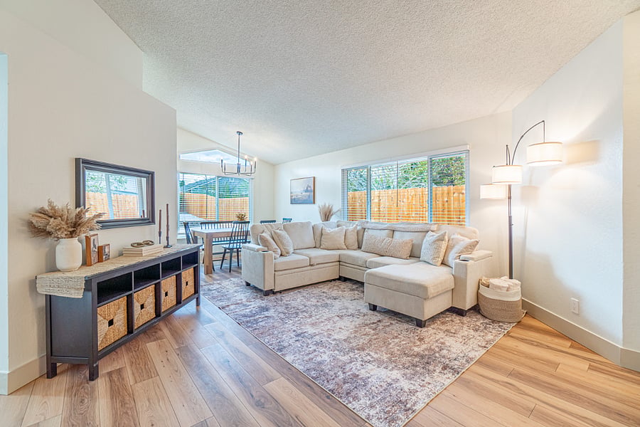 Furnished Finder property 1029131_1 photo 2