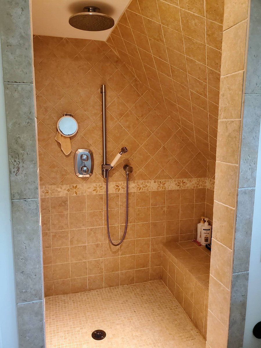 Furnished Finder property 1029138_1 photo 36