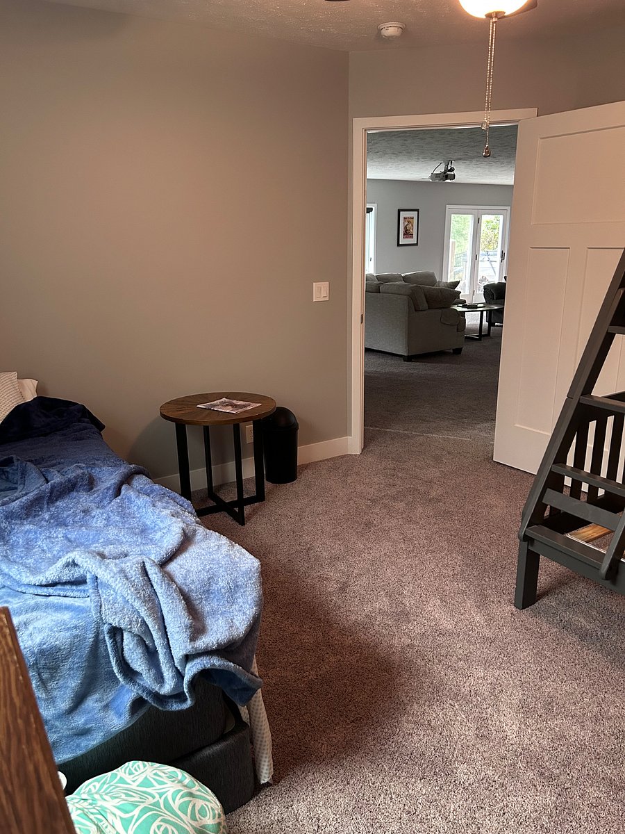 Furnished Finder property 1029150_1 photo 11