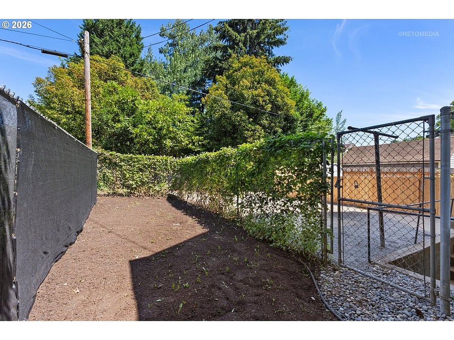 Furnished Finder property 1029171_1 photo 34