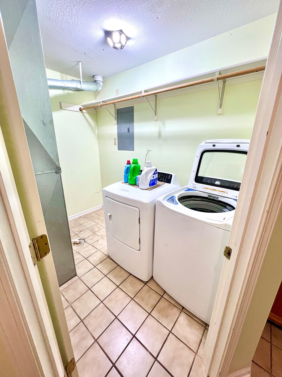 Furnished Finder property 1029189_1 photo 13