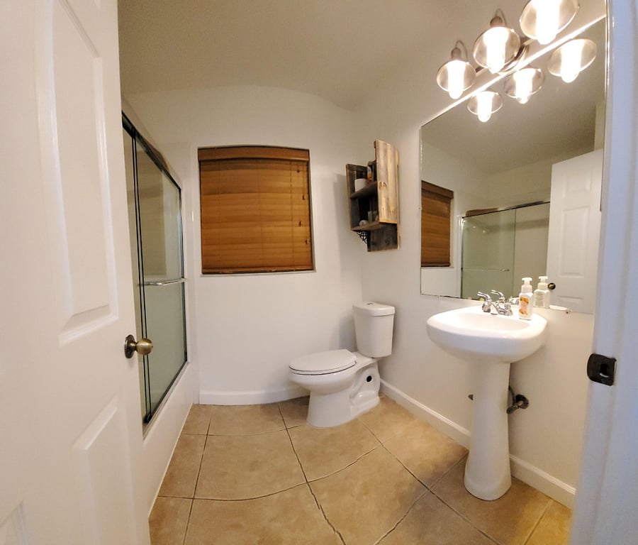 Furnished Finder property 1029190_1 photo 14