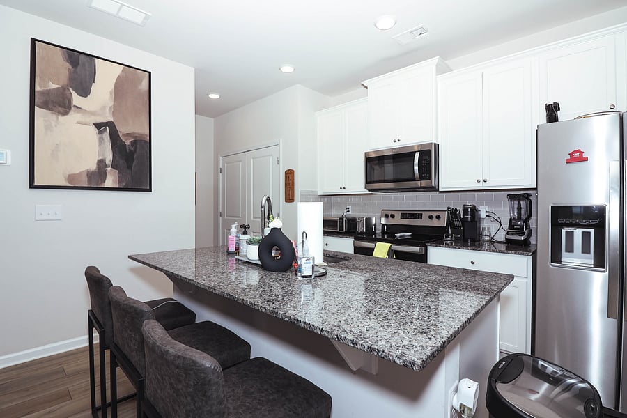 Furnished Finder property 1029192_1 photo 17