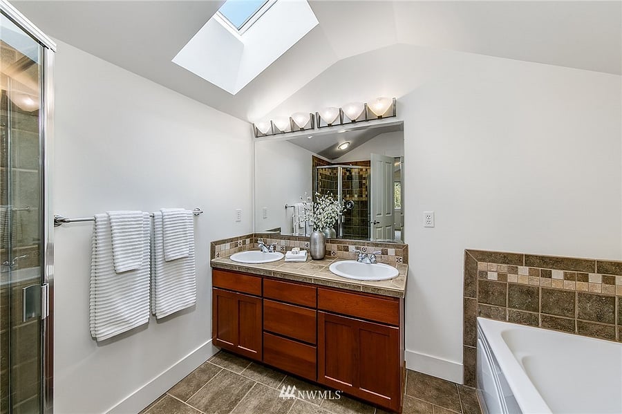 Furnished Finder property 1029223_1 photo 9