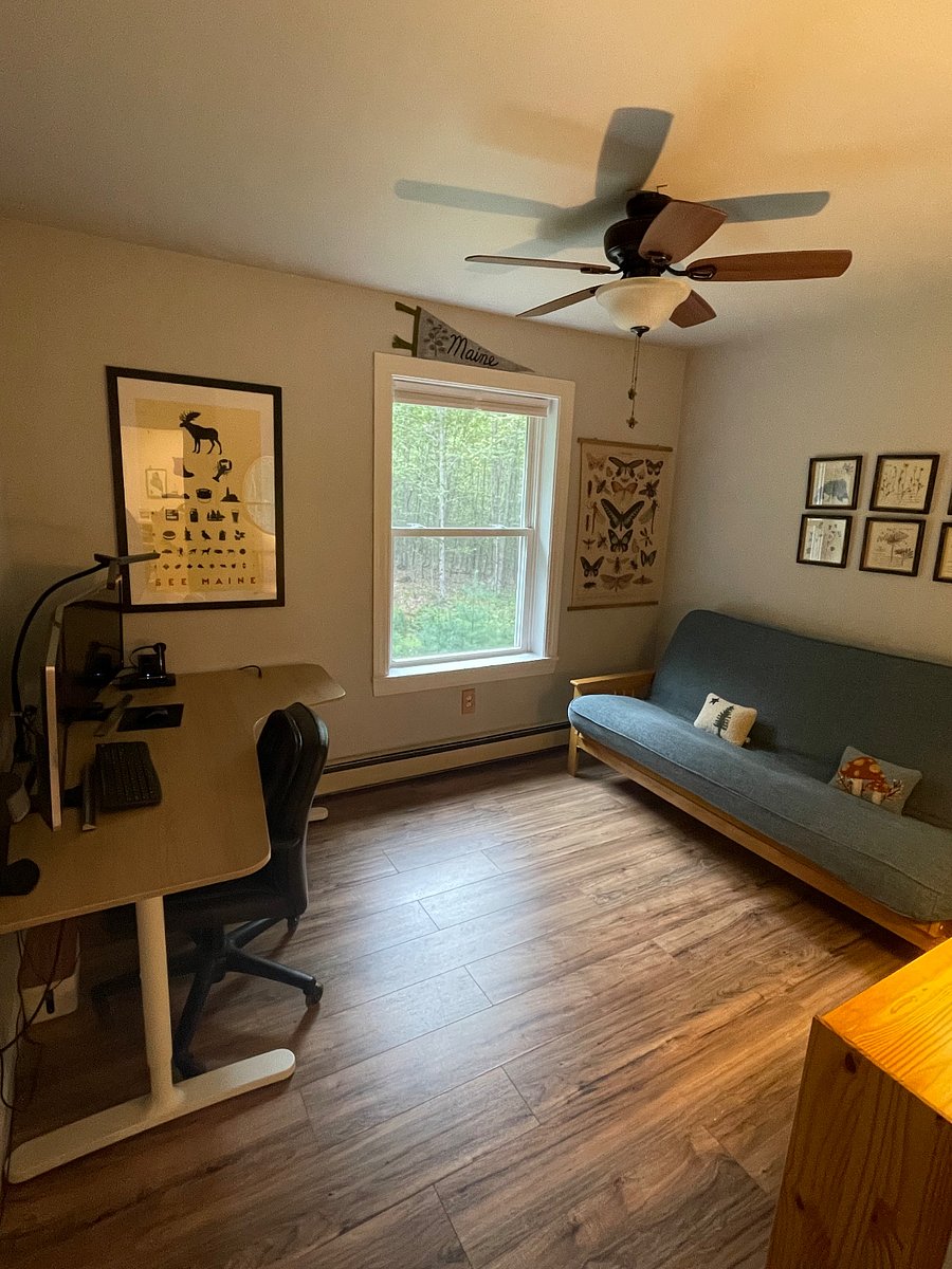 2nd floor private office, complete with full work station including 2 monitors, USB Type C docking station & Bose speakers. 