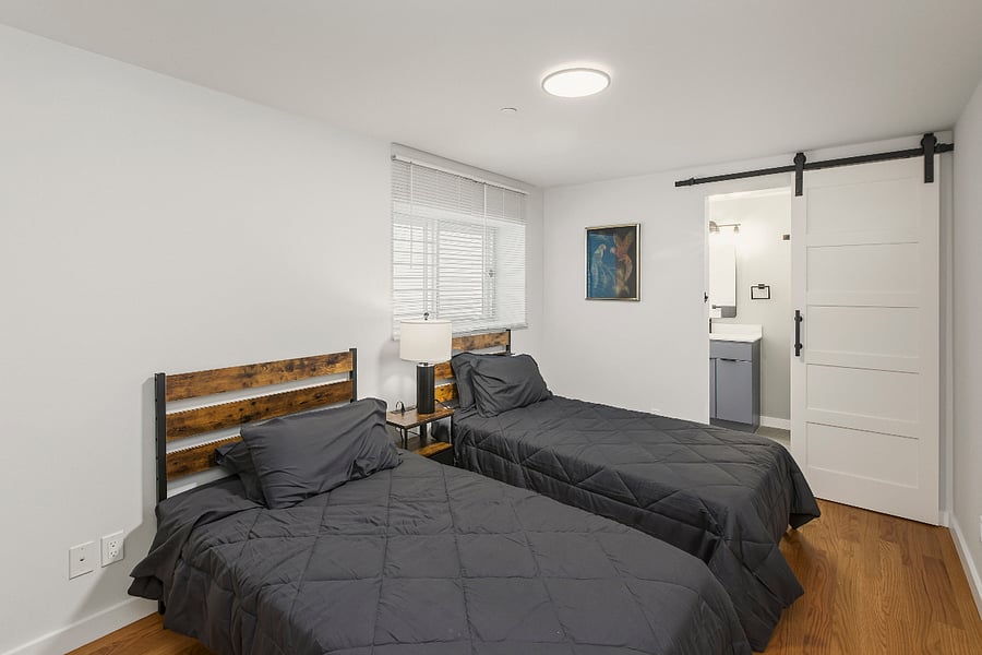 Furnished Finder property 1029269_1 photo 13