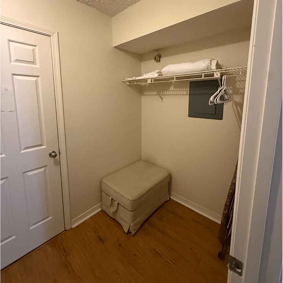 Furnished Finder property 1029308_1 photo 8