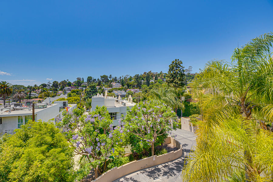 Furnished Finder property 1029343_1 photo 12