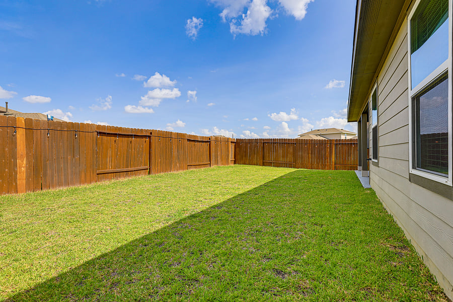 Furnished Finder property 1029354_1 photo 32