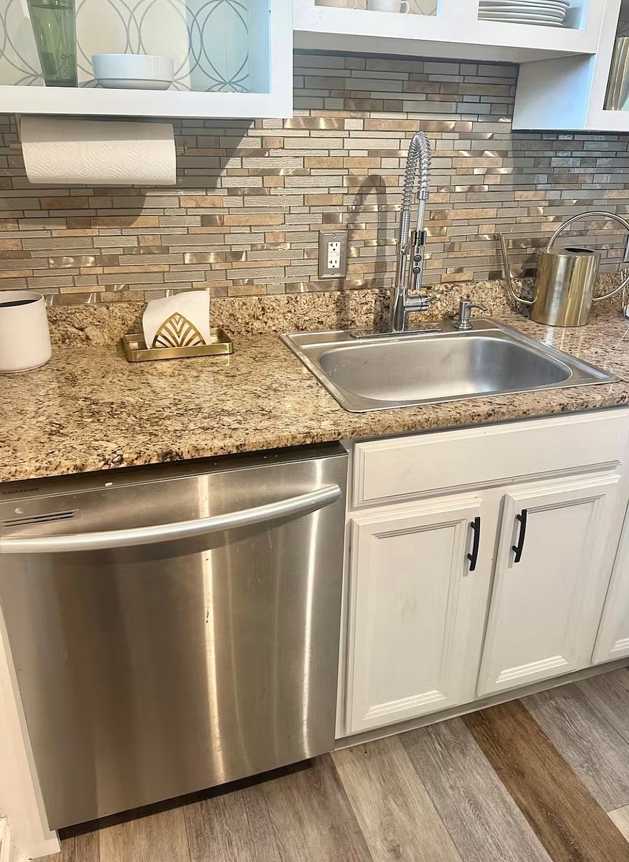 Furnished Finder property 1029421_1 photo 5