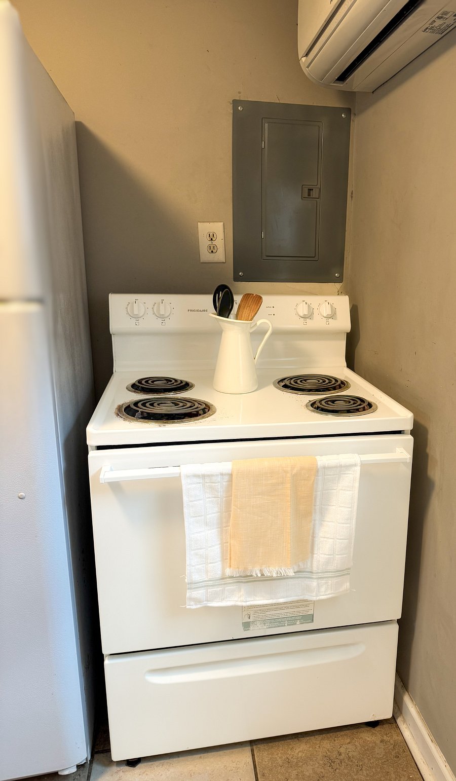 Furnished Finder property 1029436_1 photo 12