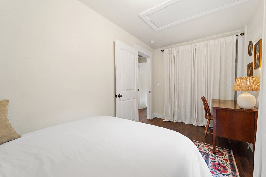 Furnished Finder property 1029467_1 photo 16